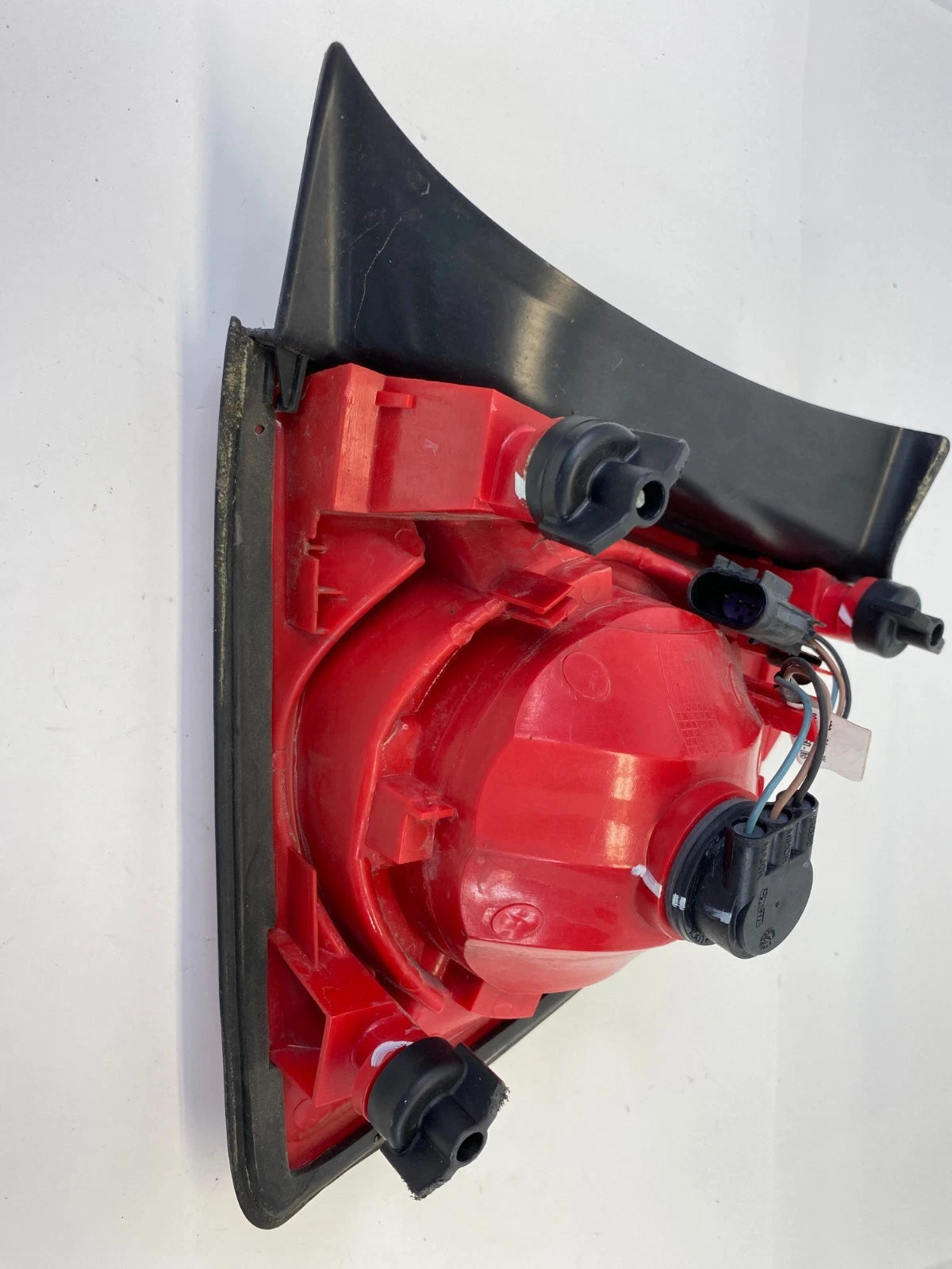 2008-2012 CHEVROLET MALIBU REAR LEFT DRIVER SIDE TAIL LAMP ASSEMBLY 20914363 OEM