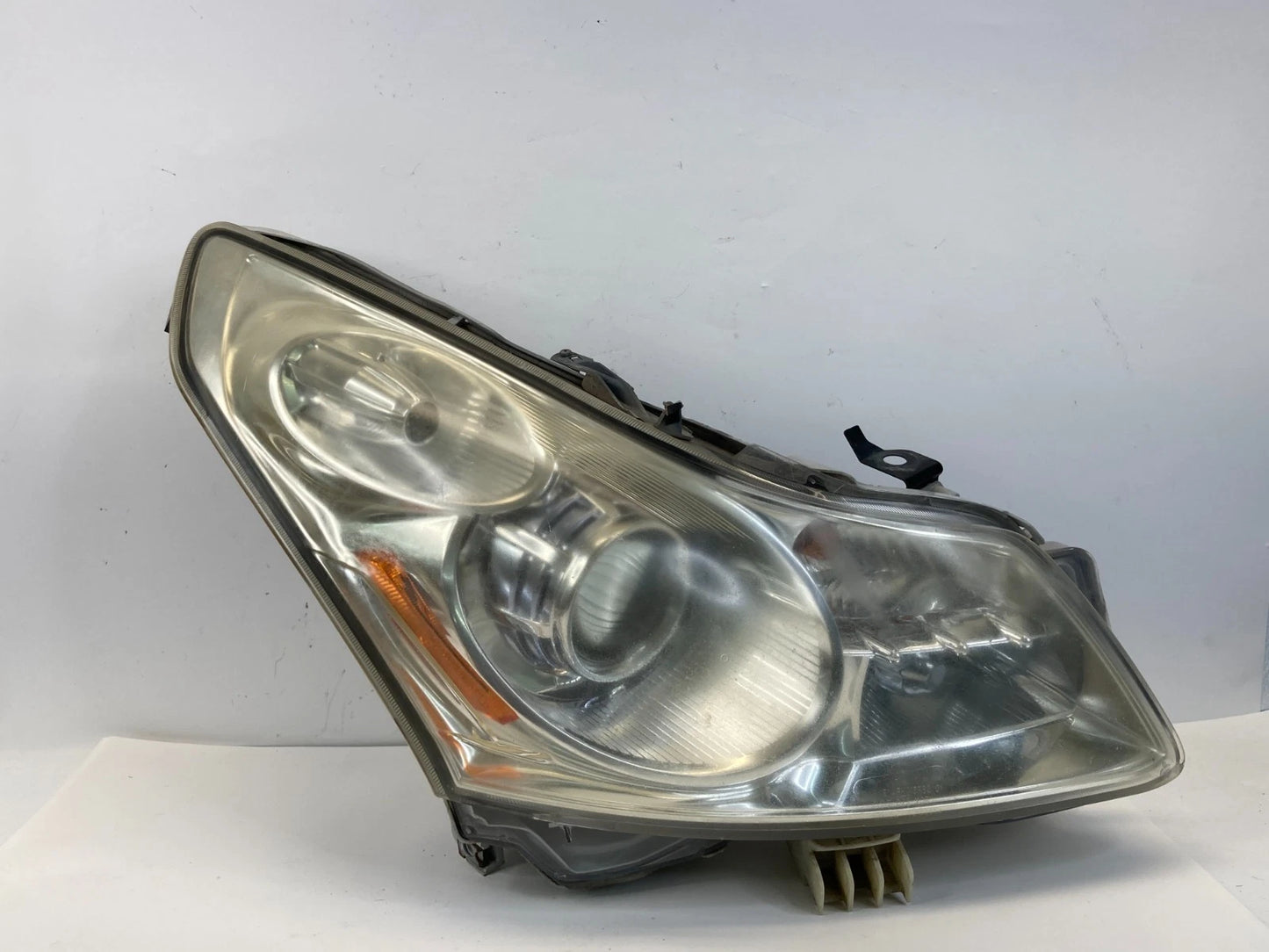 2009 Infiniti G37 Coupe Front Right Passenger Side Headlight Headlamp Xenon OEM