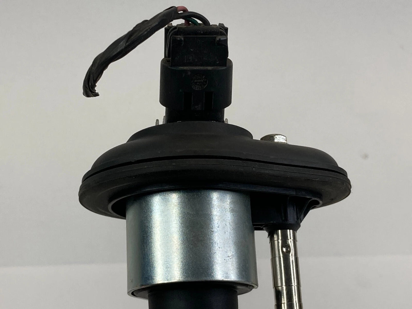 02 03 04 05 GMC Envoy SUV 4.2L Electronic Ignition Control Module Coil OEM