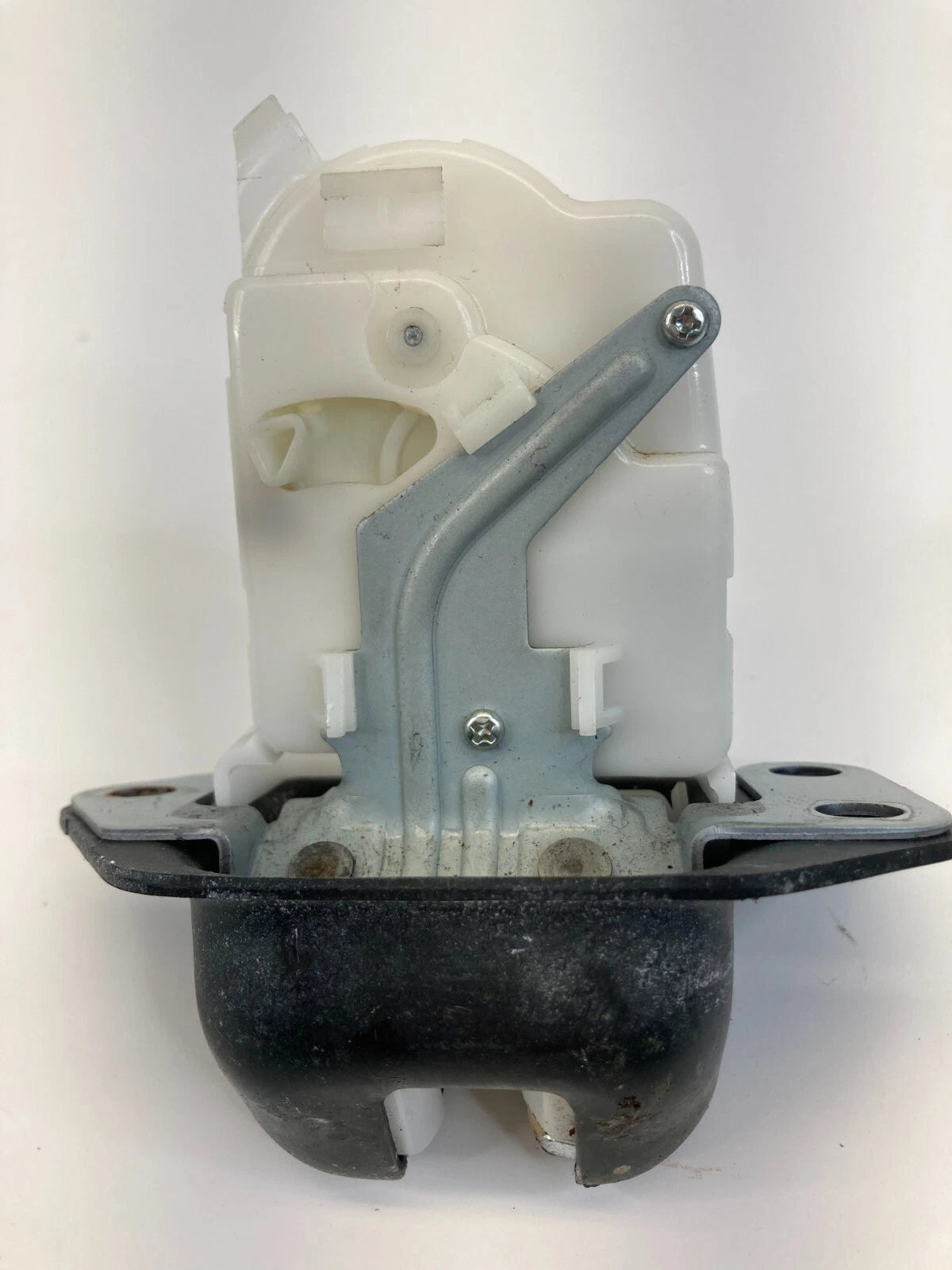 2007 2008 2009 2010 2011 2012 NISSAN VERSA REAR TRUNK LOCK LATCH ACTUATOR OEM