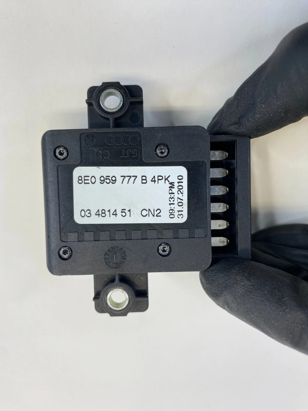 2009-2017 VOLKSWAGEN CC FRONT LEFT SIDE SEAT LUMBAR CONTROL SWITCH 8E0-959-777-B