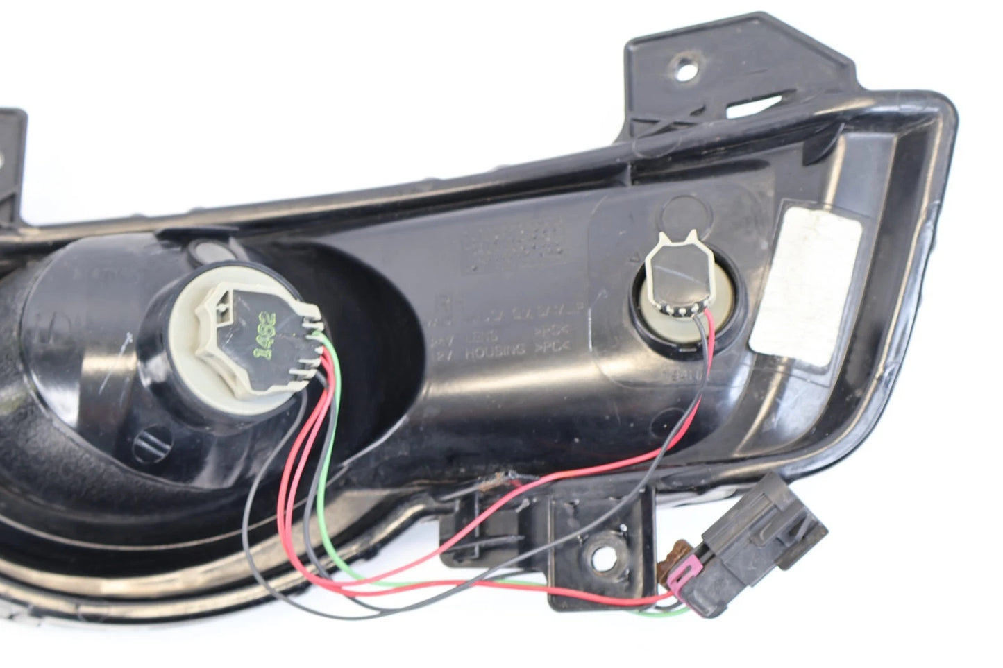 2009-2012 CHEVROLET TRAVERSE FRONT RIGHT BUMPER TURN SIGNAL PARKING LIGHT OEM