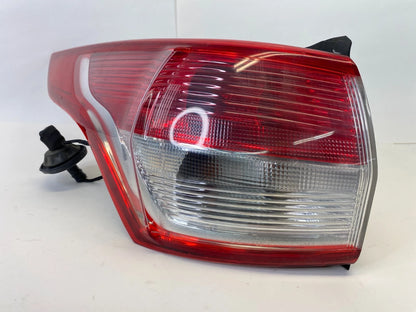 2013-2016 FORD ESCAPE LEFT REAR OUTER TAILLIGHT LAMP ASSY CJ54-13405-A OEM