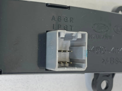 2008 2009 2010 2011 2012 KIA SEDONA FRONT CENTER DASH DISPLAY DIGITAL CLOCK OEM