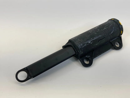 2002-2006 TOYOTA CAMRY GLOVE BOX STORAGE COMPARTMENT DOOR STOP STOPPER ASSY OEM