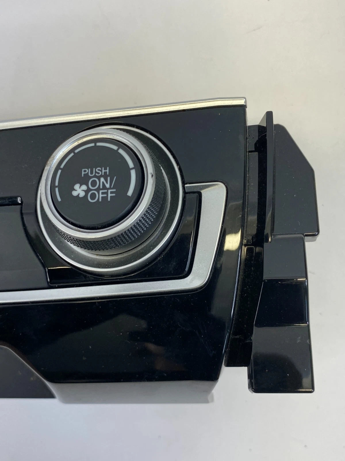 2016-2021 HONDA CIVIC DASH A/C HEATER CLIMATE CONTROL PANEL 79600-TBA-A311M1