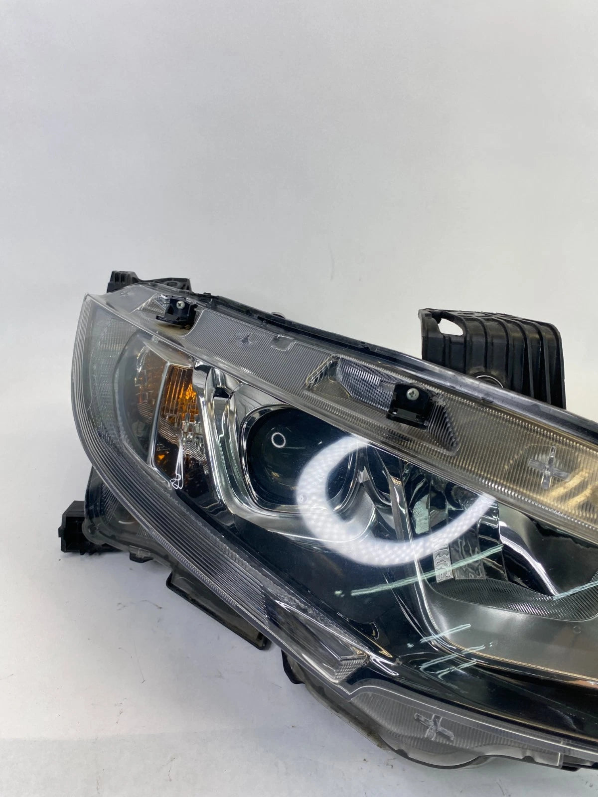 2016-2021 HONDA CIVIC RIGHT PASSENGER SIDE HALOGEN HEADLIGHT OEM 1EJ949782-02