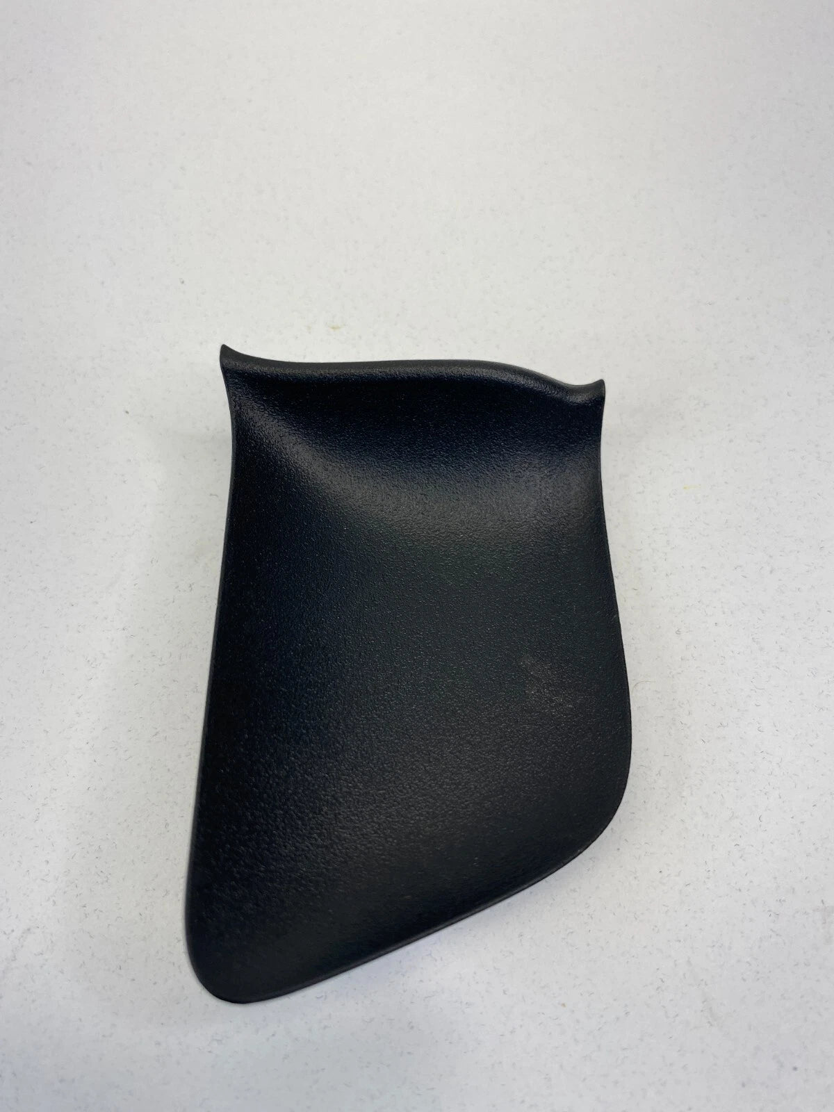 04-09 TOYOTA PRIUS REAR RIGHT INTERIOR DOOR HANDLE COVER TRIM COVER 69277-47020