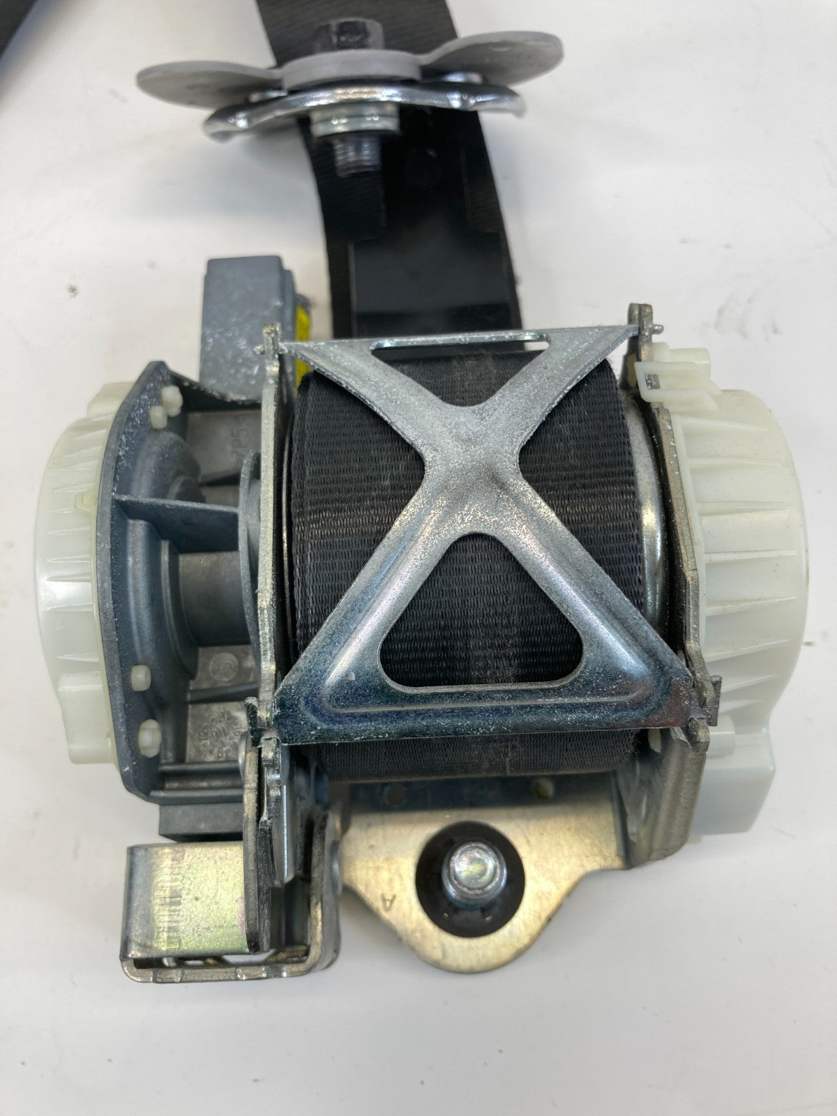 11-14 Hyundai Sonata Front Right Passenger Side Seat Belt Retractor 88820-3Q000