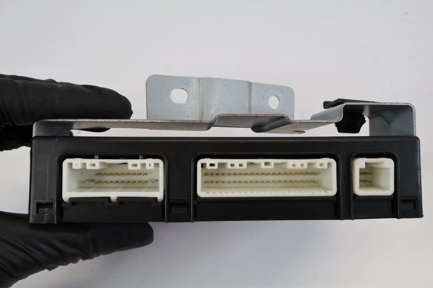2010-2013 SUZUKI KIZASHI DOOR LOCKING LOCK CONTROL MODULE 37171-57L01 OEM