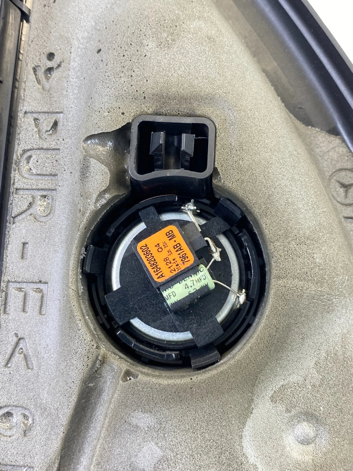 2006-2011 MERCEDES-BENZ ML350 FRONT RIGHT SIDE DOOR SPEAKER TWEETER 1648203602