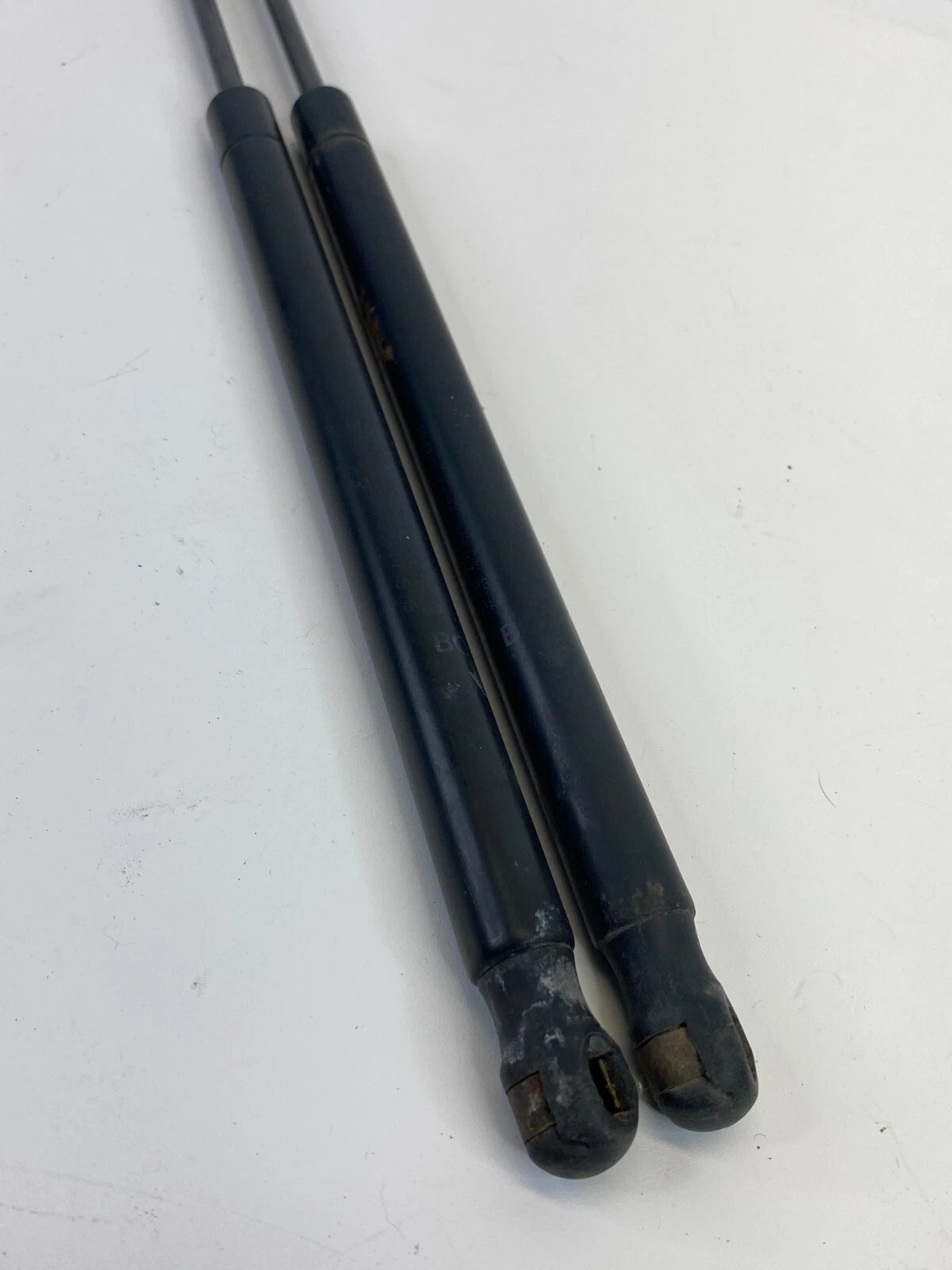 07-12 DODGE CALIBER TRUNK LIFT SUPPORT CYLINDER SHOCK STRUT PAIR 05160017AB