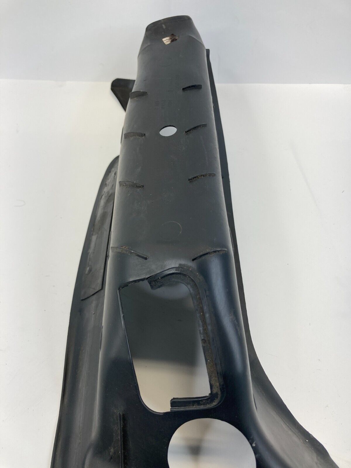 13-19 Ford Escape Rear Left Driver Side Tailgate Trunk Rubber Seal Cover Trim
