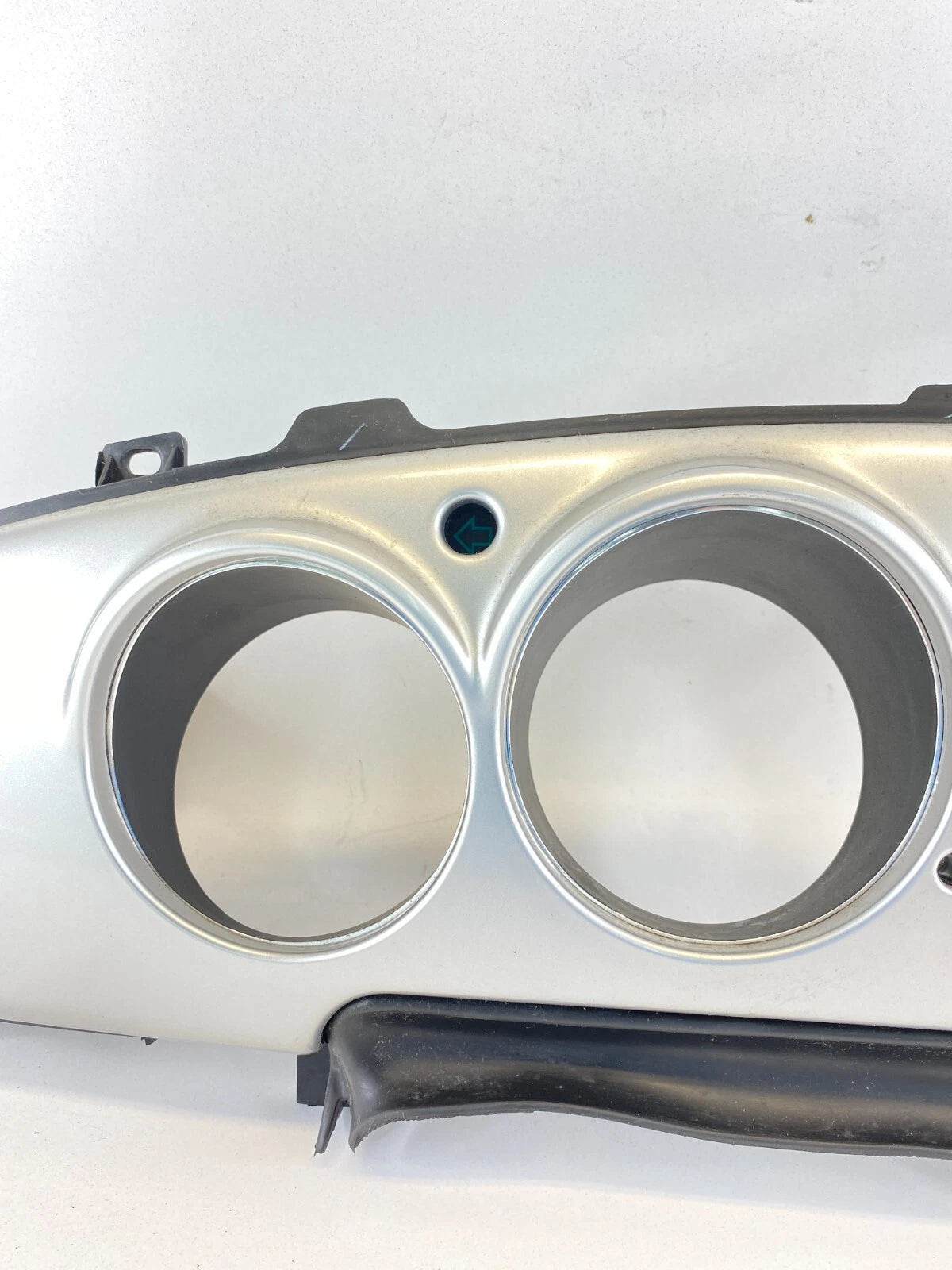 01-05 CHRYSLER PT CRUISER DASH SPEEDOMETER INSTRUMENT CLUSTER BEZEL COVER OEM