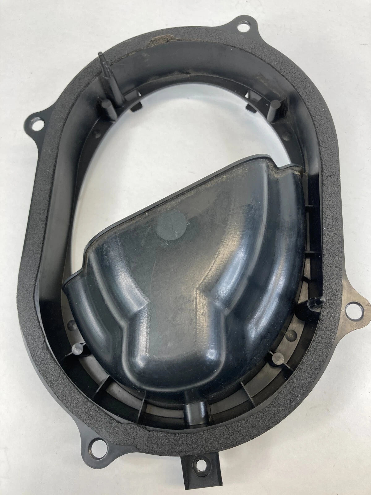 08-13 NISSAN ROGUE FRONT LEFT DRIVER DOOR AUDIO SPEAKER BRACKET 28167-JM00A OEM