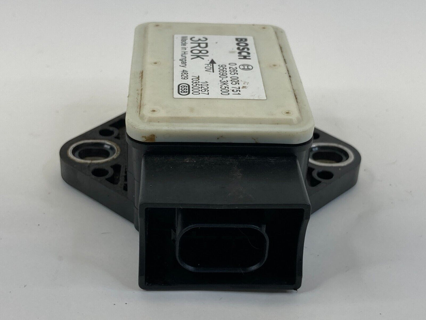 2008-2014 Hyundai Sonata 2.4L Suspension Yaw Rate Sensor Module 95690-3K500 OEM