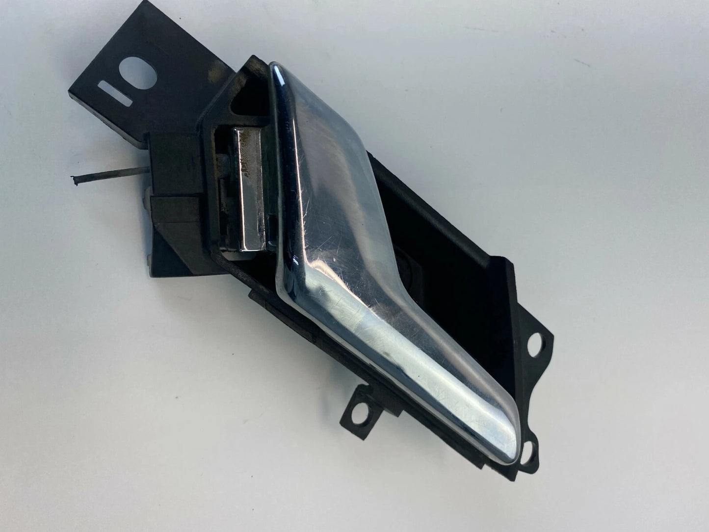 08-10 SATURN VUE FRONT LEFT DRIVER SIDE INTERIOR DOOR HANDLE ASSY 96660863 OEM