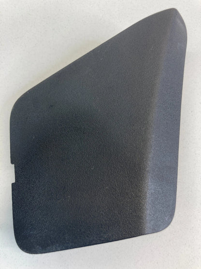 2007-2013 MITSUBISHI OUTLANDER REAR LEFT INNER END CAP TRIM COVER 7224A067 OEM