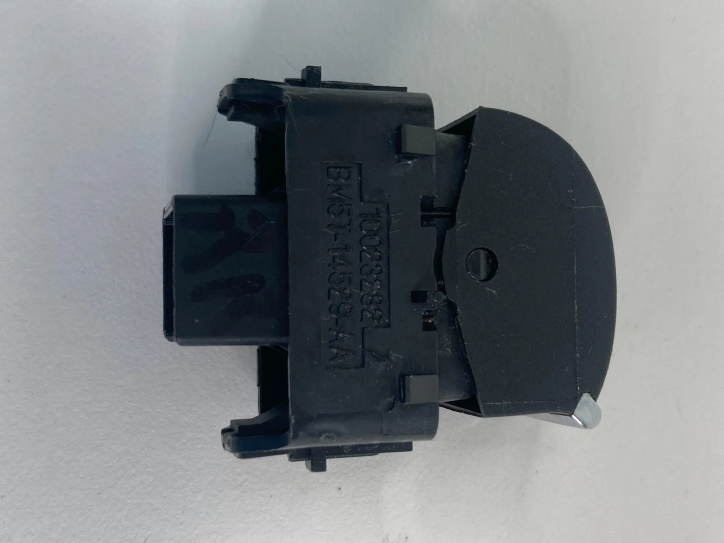 2012-2018 FORD FOCUS REAR RIGHT SIDE POWER WINDOW SWITCH ASSEMBLY BM5T-14529-AA