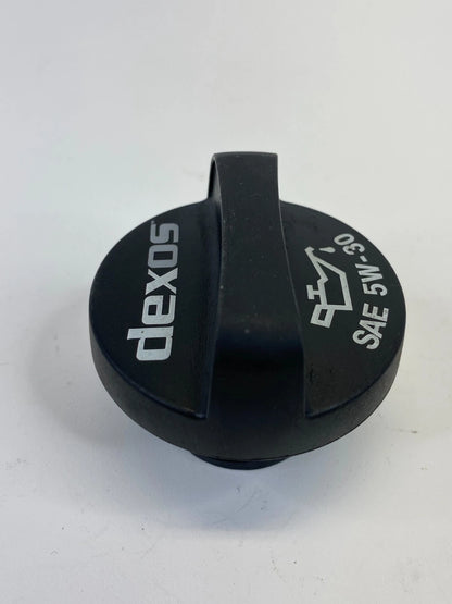 12-15 CHEVY CAPTIVA SPORT 12-17 REGAL 2.4L ENGINE OIL FLUID FILLER CAP SAE 5W-30