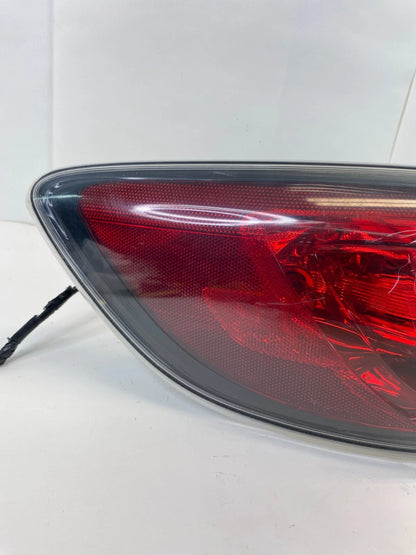 2010-2013 MAZDA 3 SEDAN LEFT DRIVER OUTER QUARTER PANEL TAIL LIGHT TAILLIGHT OEM