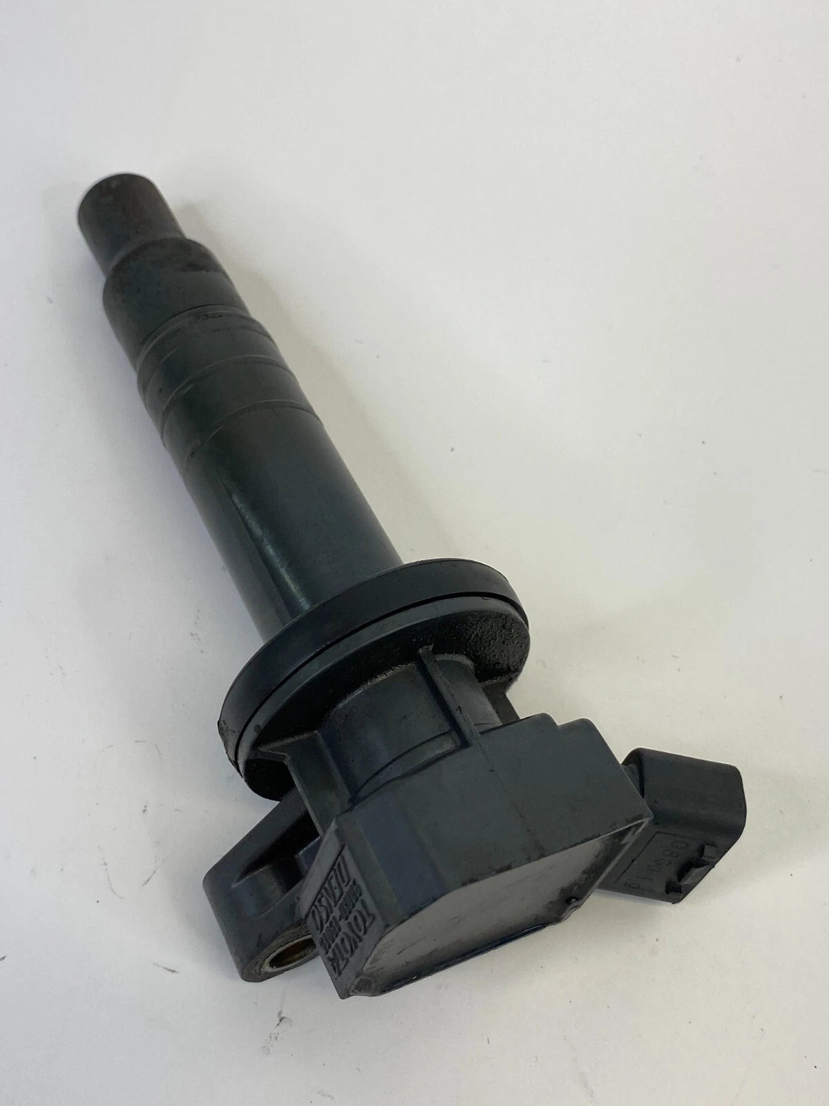 2000-2008 TOYOTA COROLLA 2003-2008 MATRIX 1.8L AT IGNITION COIL 9008019015 OEM