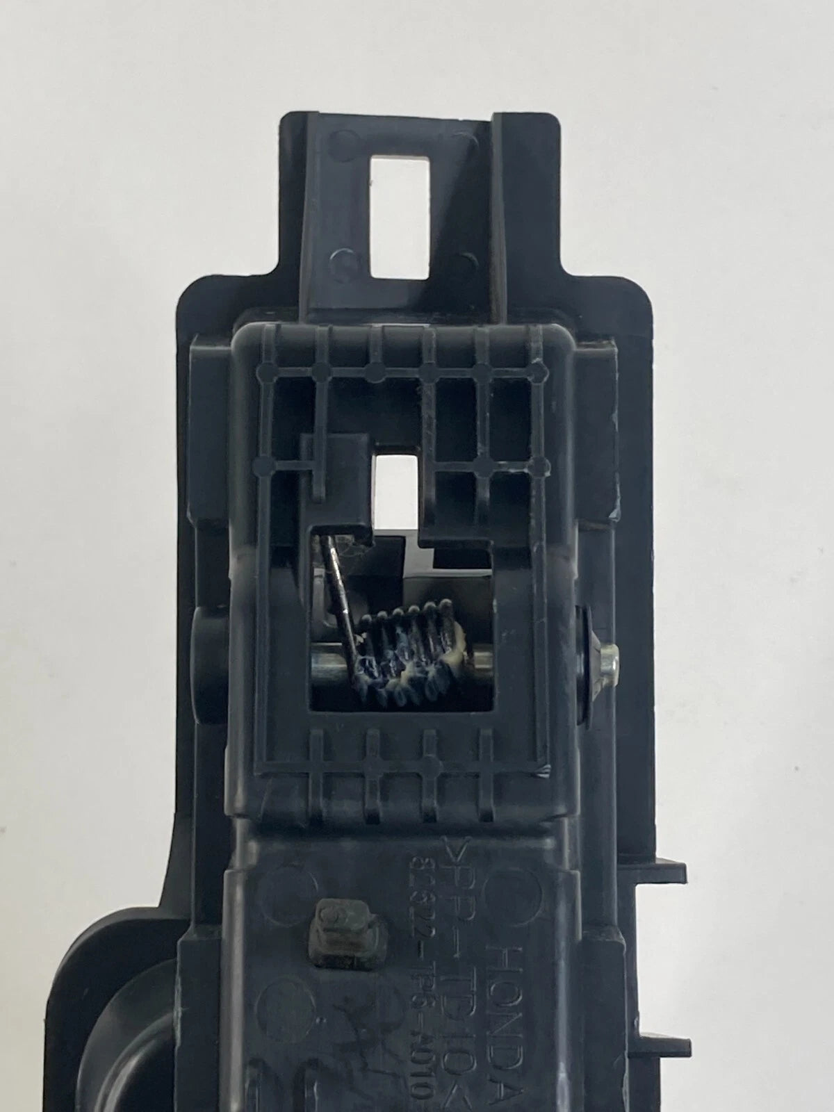 2010 2011 HONDA ACCORD CROSSTOUR REAR LEFT SEAT FOLDING ACTUATION RELEASE HANDLE