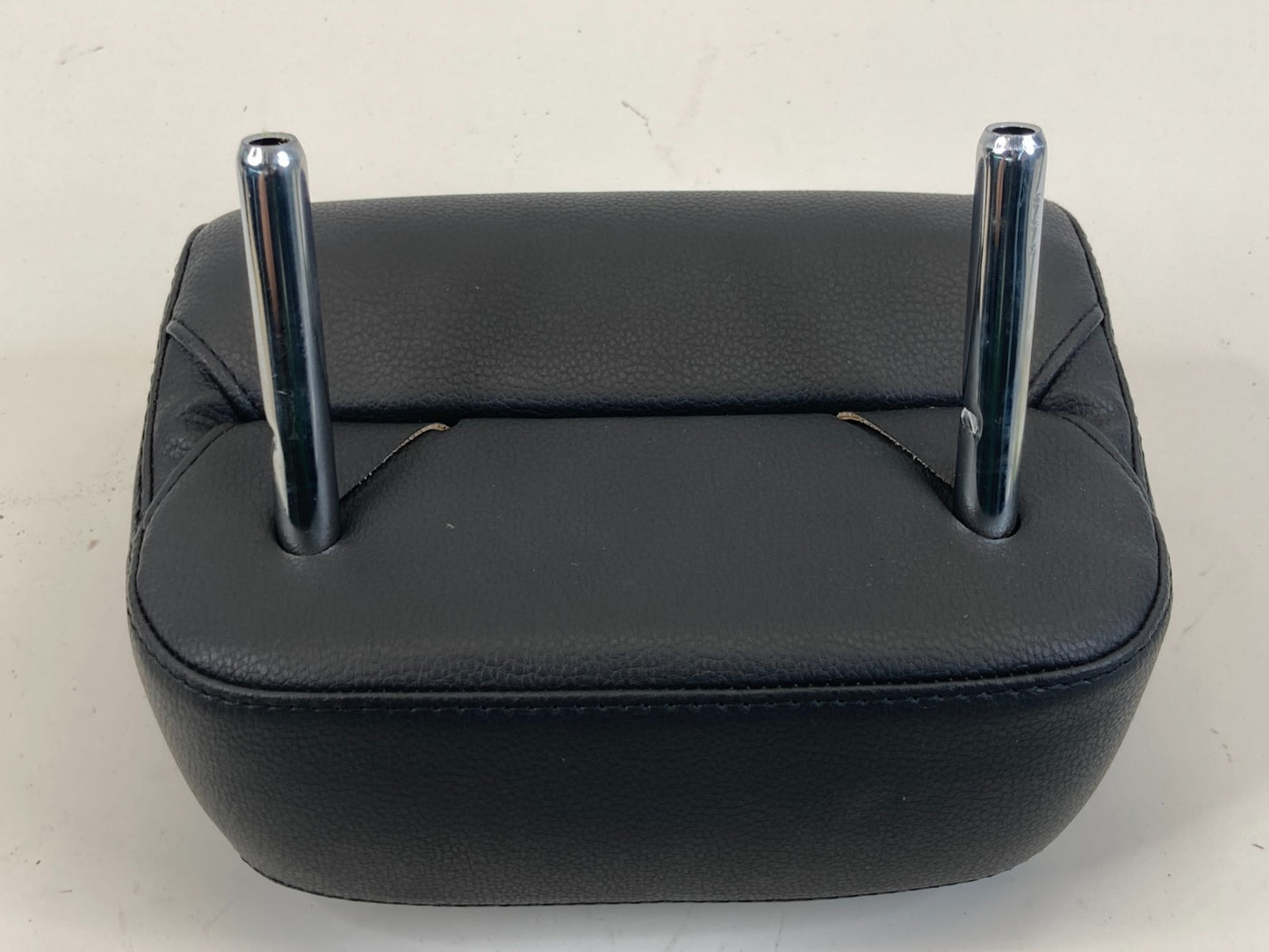 2012-2015 VW Volkswagen Passat Rear Seat Center Middle Headrest Head Rest OEM