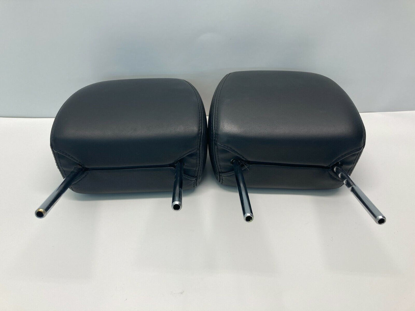 2003 2004 2005 Mazda 6 Sedan Front Seat Headrest Left & Right Head Rest Set OEM