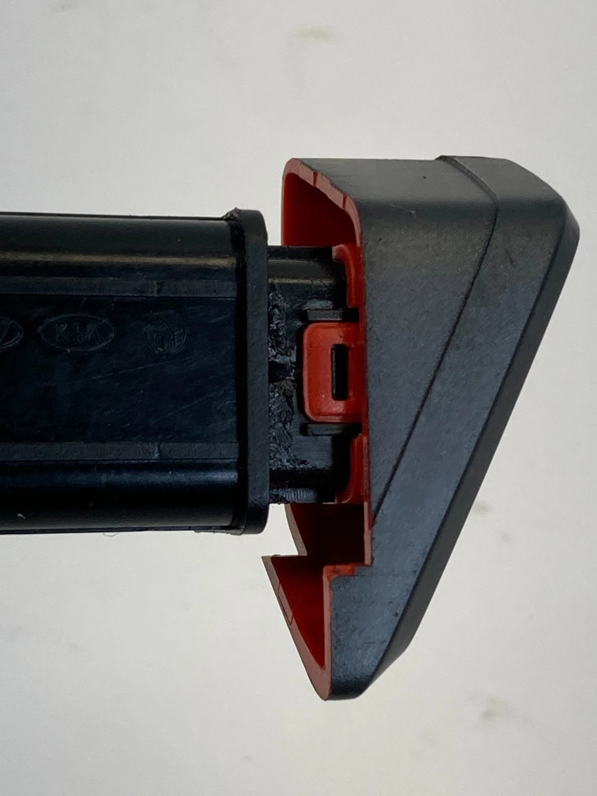 2011-2014 HYUNDAI SONATA DASH EMERGENCY HAZARD WARNING CONTROL SWITCH 202009278