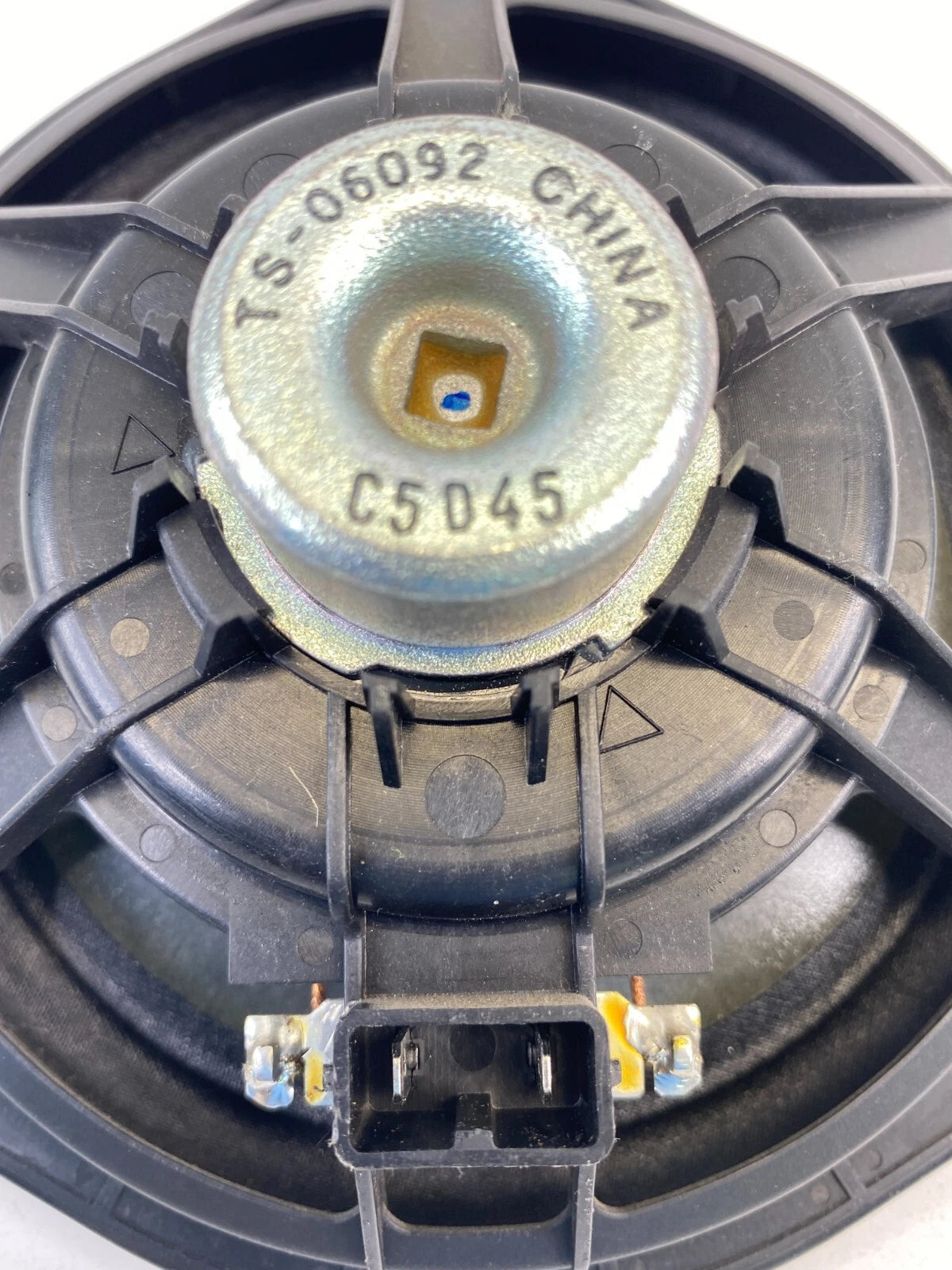 05-10 HONDA ODYSSEY REAR RIGHR 3RD ROW SIDE DOOR SPEAKER SOUND AUDIO TS-06092