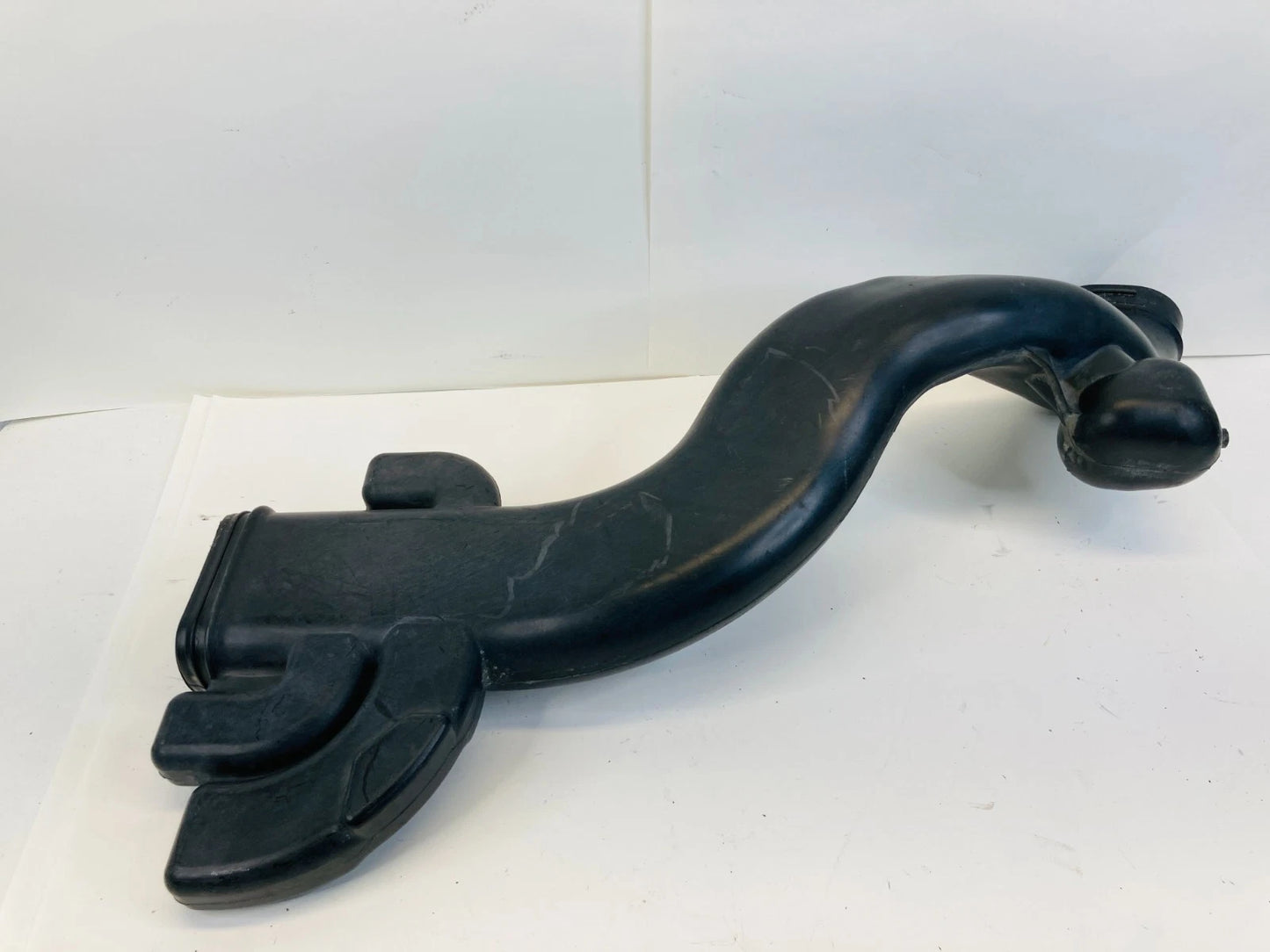 2008-2012 Honda Accord 2.4L L4 A/T Air Intake Cleaner Resonator Duct Tube OEM