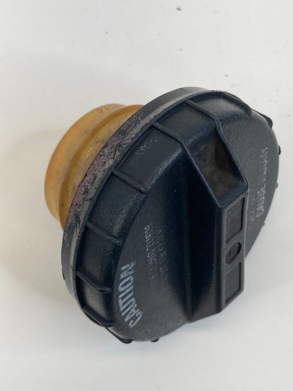 1989-2001 Toyota Camry 98-02 Corolla Fuel Filler Gas Tank Cap Lid Top Cover OEM