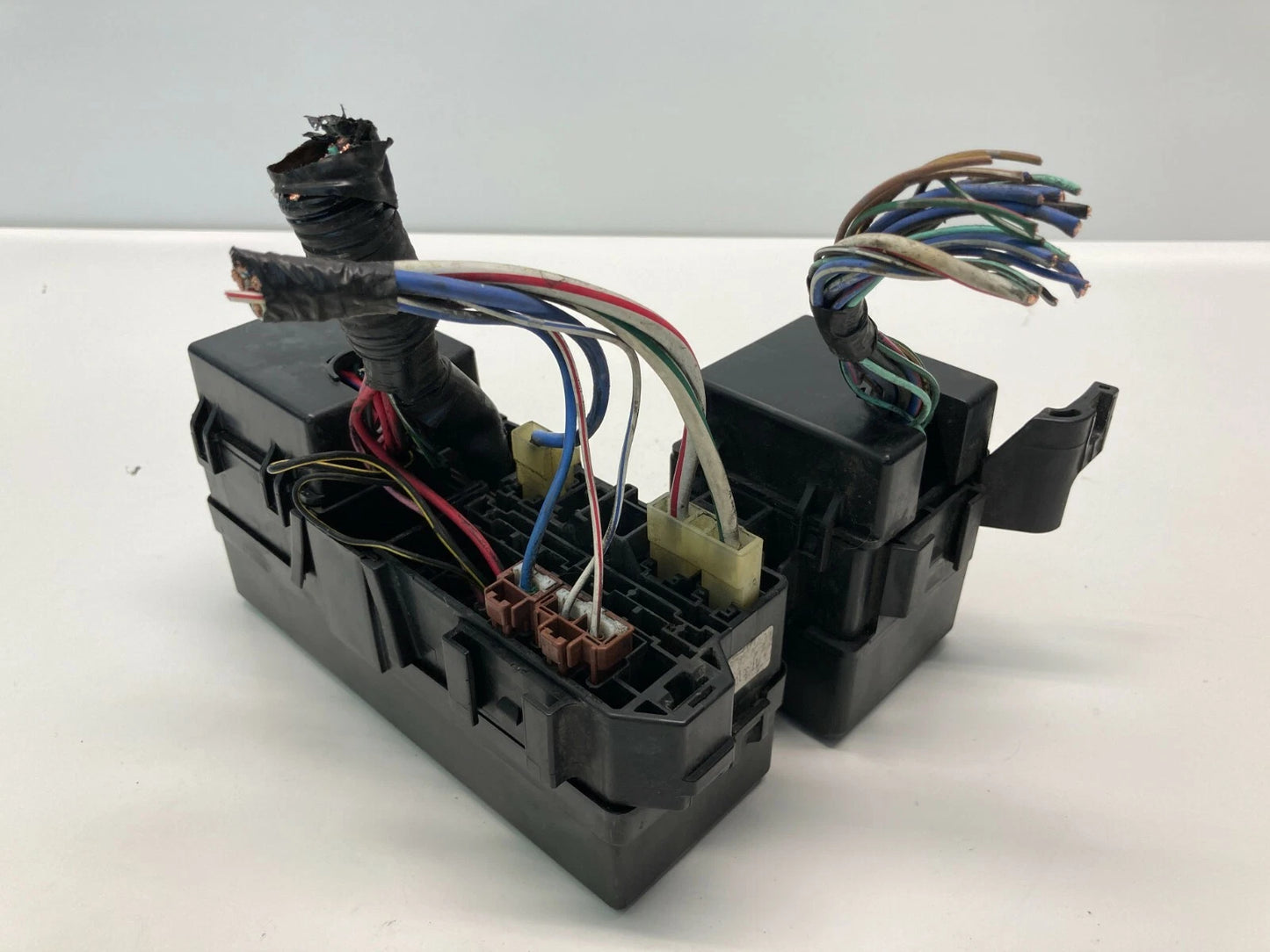 2005 SUZUKI AERIO SEDAN 2.3L AT FUSE BOX RELAY BLOCK COVER 36738-54GC