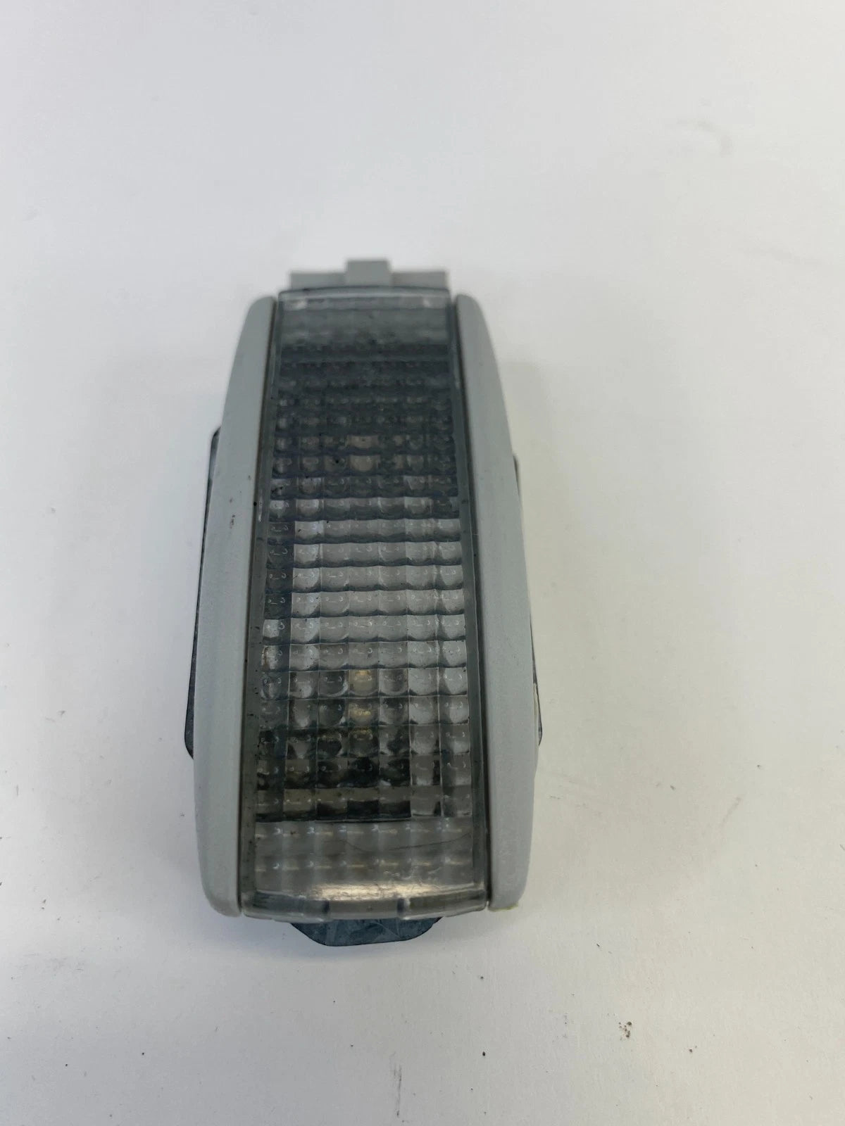 98-10 VOLKSWAGEN BEETLE FRONT LEF SIDE SUNVISOR LAMP SUN VISOR VANITY LIGHT OEM