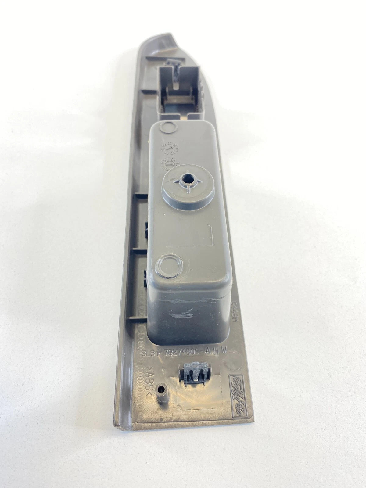 2008-2012 FORD ESCAPE REAR LEFT DRIVER WINDOW SWITCH BEZEL TRIM 8L84-78274B09