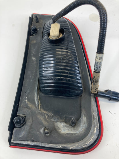 02-06 Lincoln Navigator Rear Right Side Inner Taillight Tail Light 44ZG-11115