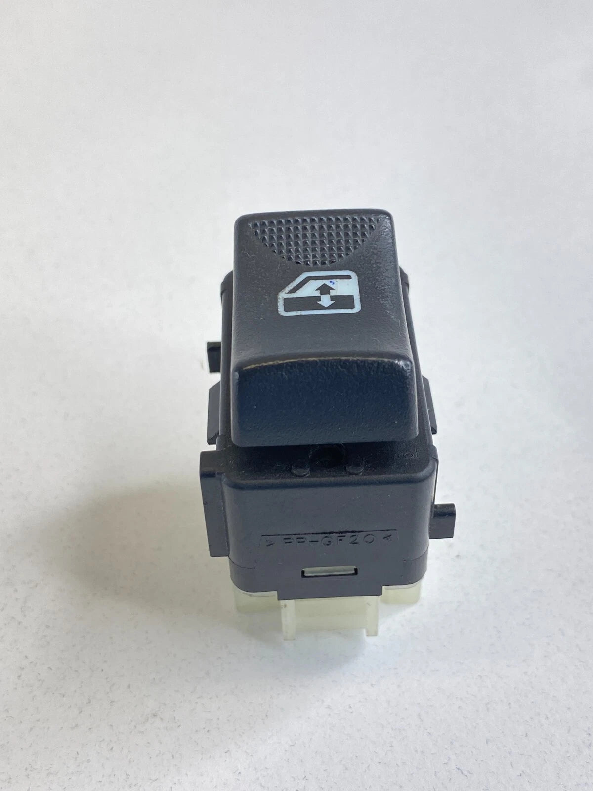 2000-2005 CHEVROLET IMPALA REAR LEFT DOOR POWER WINDOW CONTROL SWITCH 10283836
