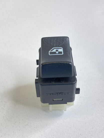 2000-2005 CHEVROLET IMPALA REAR LEFT DOOR POWER WINDOW CONTROL SWITCH 10283836