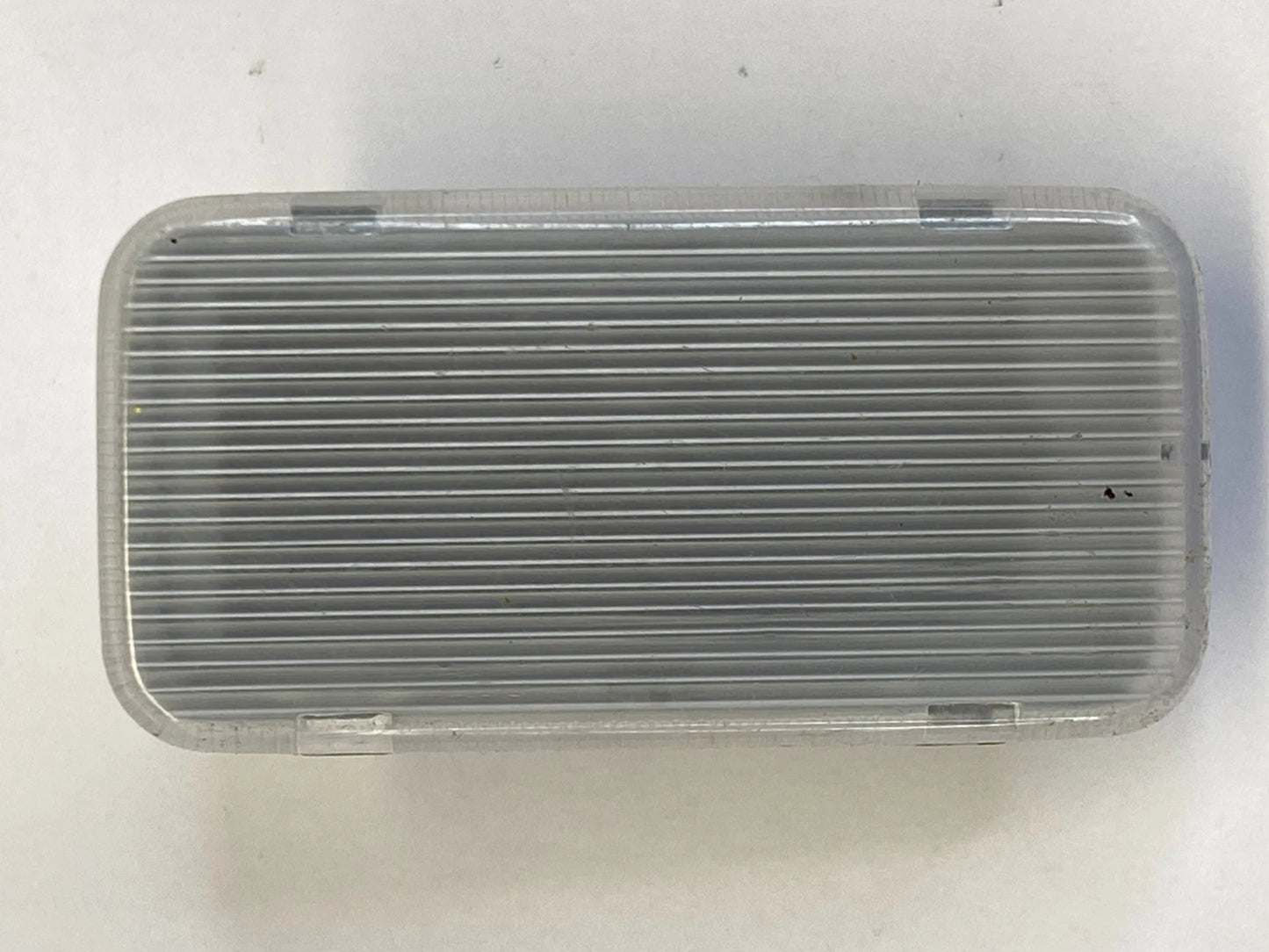 2004-2010 TOYOTA SIENNA REAR RIGHT DOOR COURTESY LIGHT LAMP 812300C020 OEM