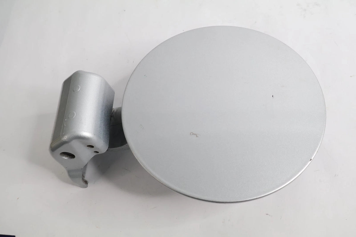 2006-2010 HYUNDAI ELANTRA SEDAN FUEL FILLER DOOR GAS COVER LID 69510-2H001