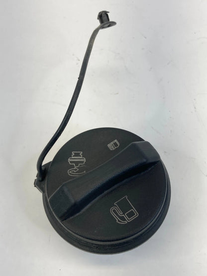 1998-2008 PONTIAC GRAND PRIX FUEL FILLER GAS TANK CAP STRAP LOCK RR OEM FACTORY