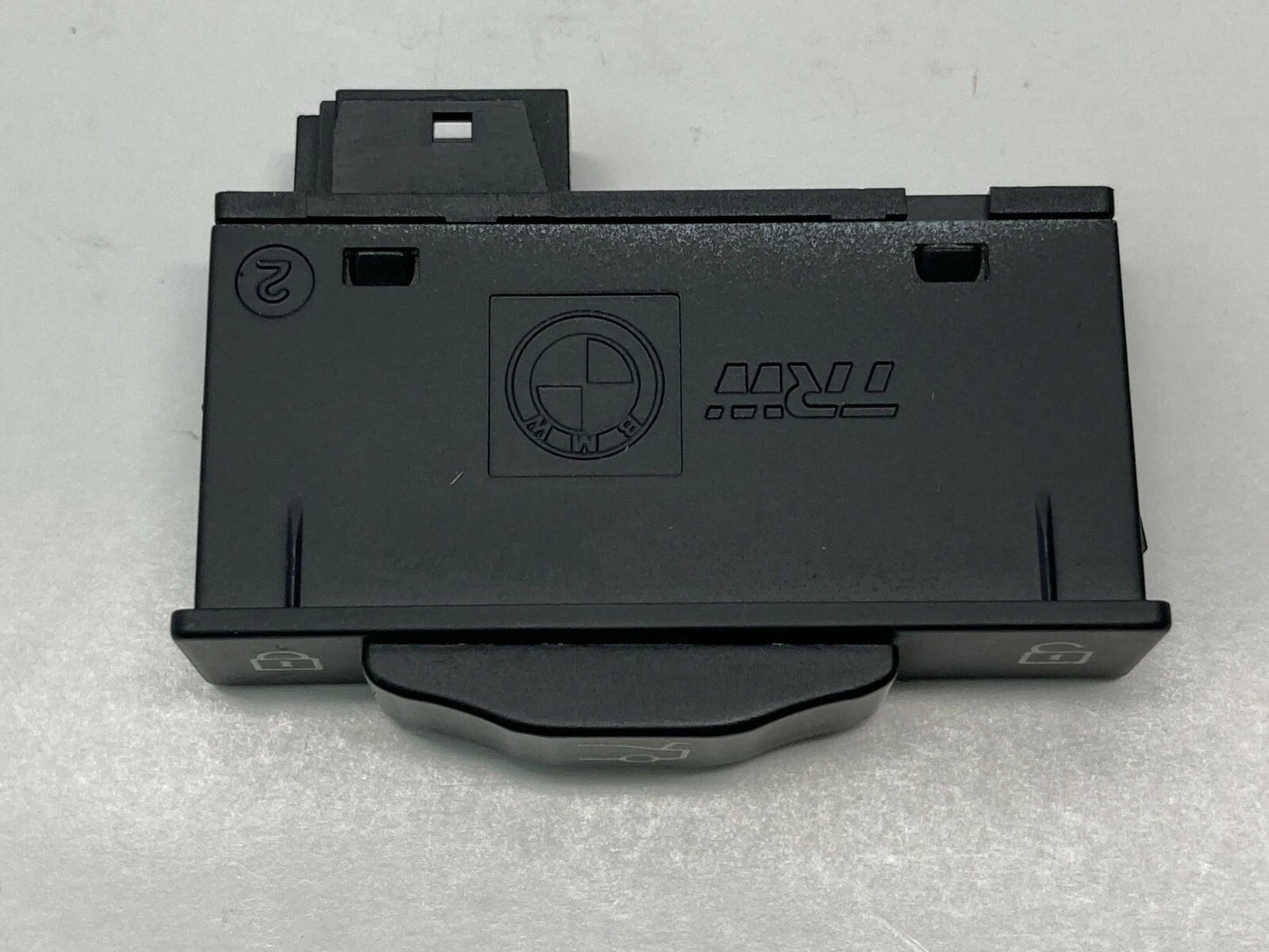 02-05 BMW 745LI 745I POWER TRUNK LID LOCK UNLOCK CONTROL SWITCH 61318379766 OEM