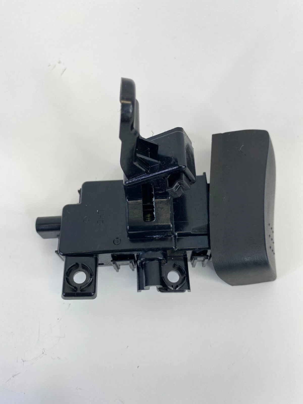 2014 2015 2016 KIA SOUL WAGON GLOVE BOX RELEASE BUTTON SWITCH OEM