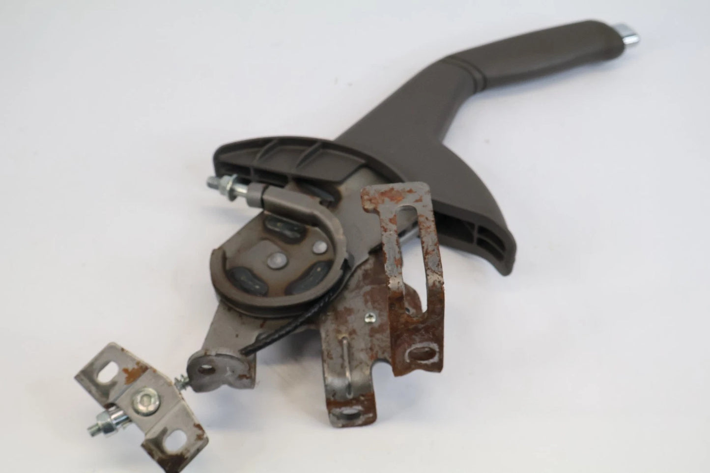 2012-2017 HYUNDAI ACCENT EMERGENCY PARKING BRAKE HANDLE LEVER ASSEMBLY OEM