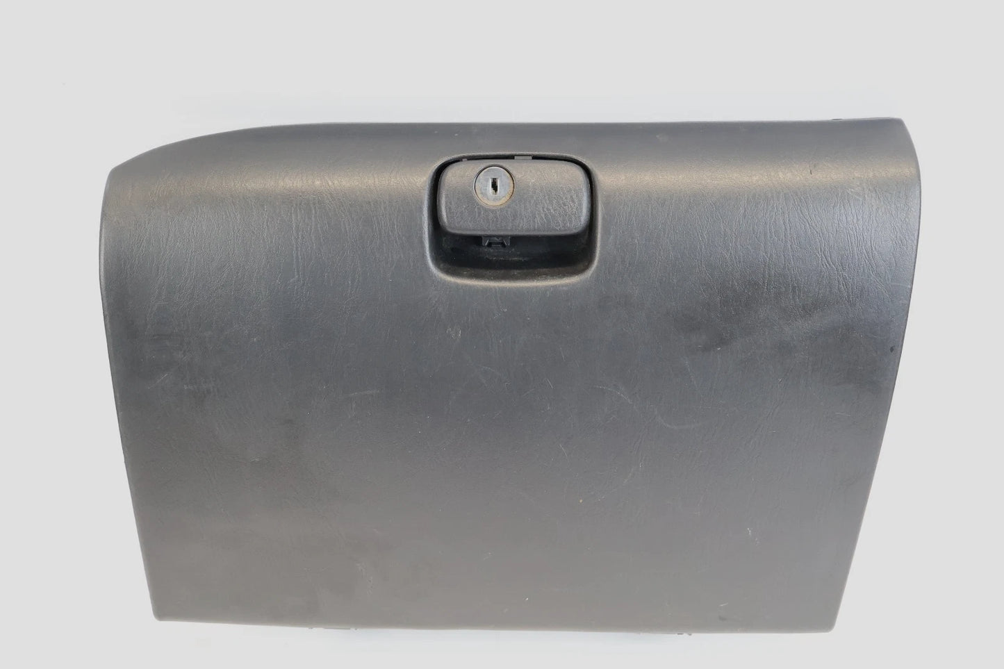 2000-2006 TOYOTA TUNDRA LOWER GLOVE BOX COMPARTMENT DOOR LID ASSEMBLY OEM