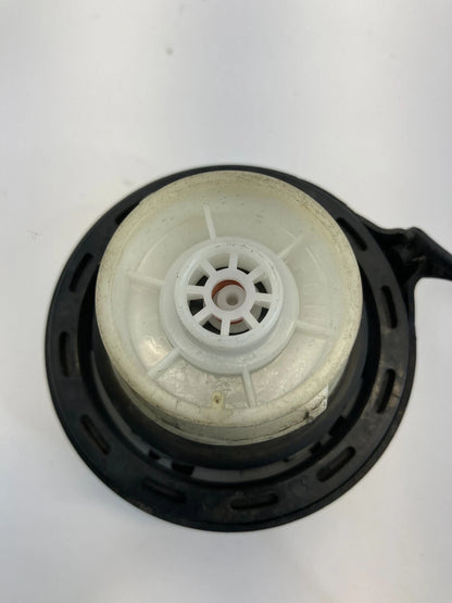 04-20 HYUNDAI ELANTRA 05-20 SANTA FE 06-23 SONATA FUEL FILLER GAS TANK CAP OEM