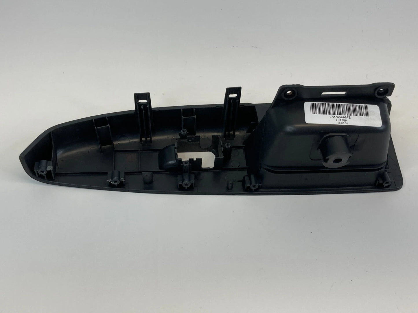 10-13 KIA SOUL REAR RIGHT SIDE DOOR WINDOW SWITCH BEZEL TRIM COVER 83360-2K000