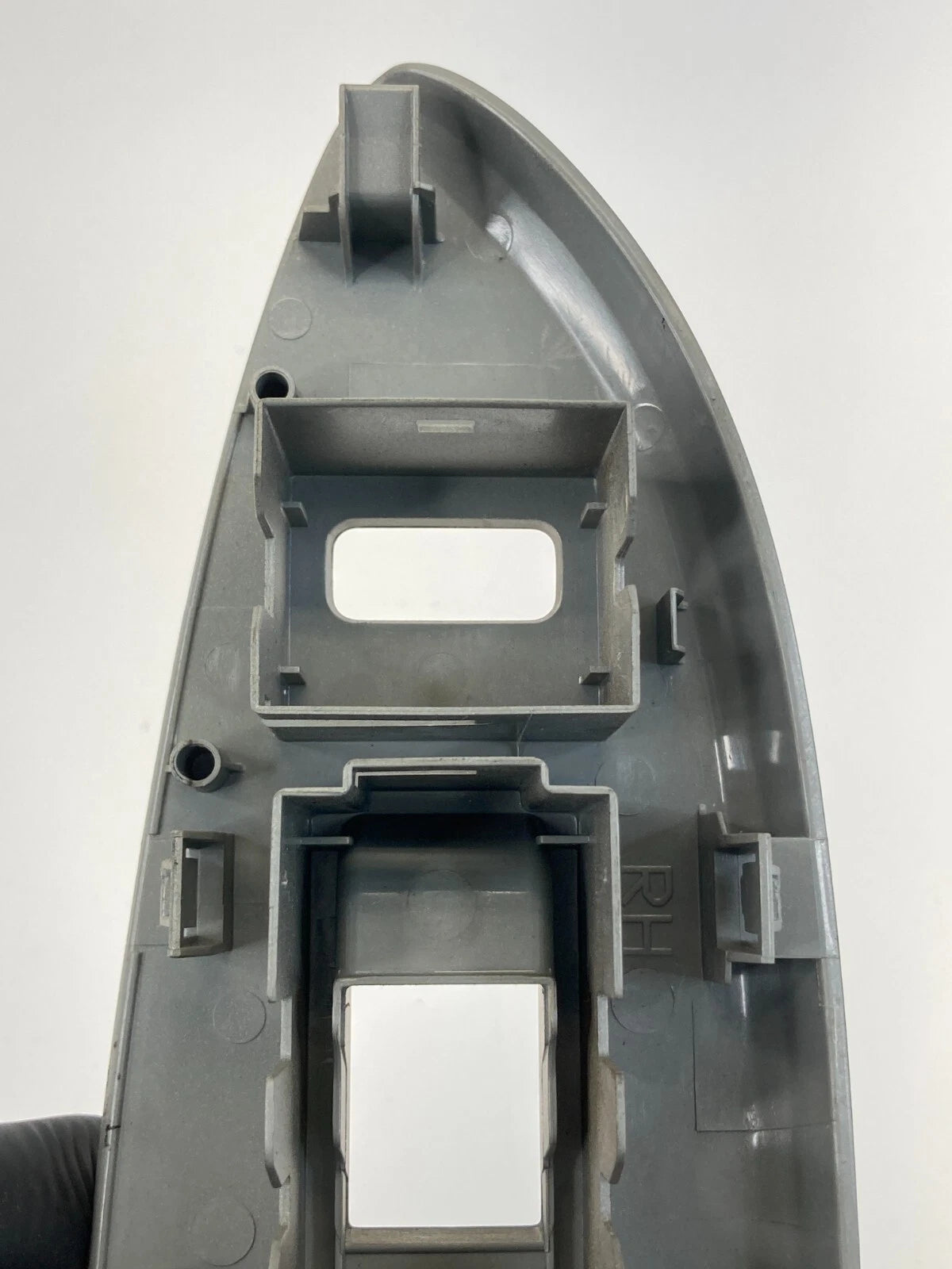 2009-2013 TOYOTA COROLLA FRONT RIGHT SIDE DOOR WINDOW SWITCH BEZEL 74231-02720