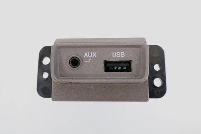 2009-2011 KIA RIO AUX USB PORT AUDIO INPUT JACK ASSEMBLY OEM 96120-1G200W6
